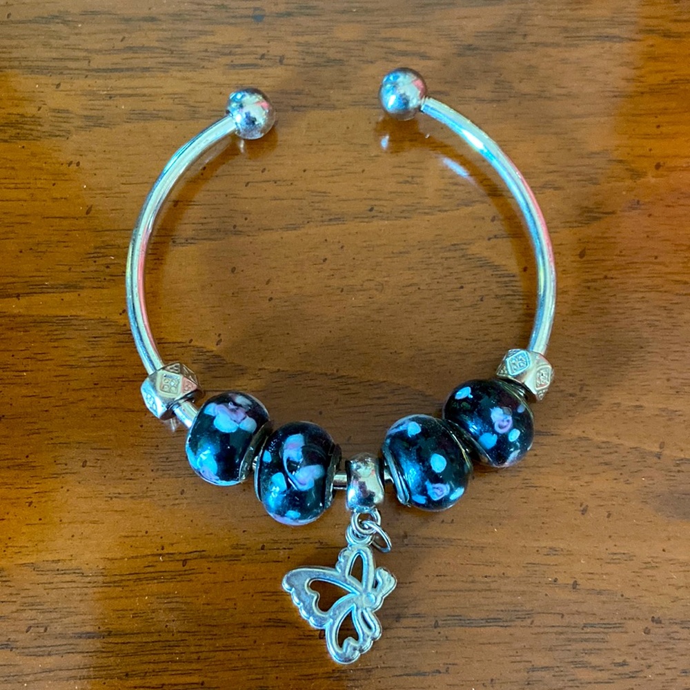 Cute bangle bracelet